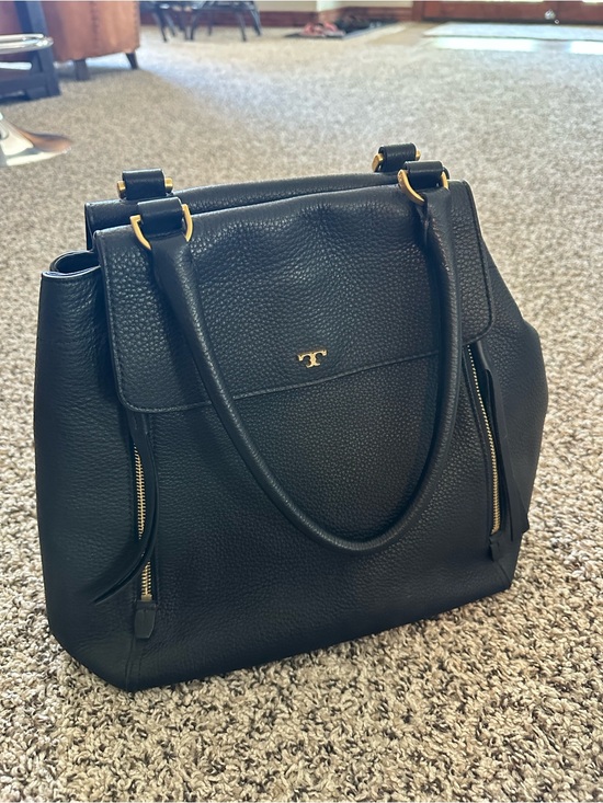 Tory Burch Handbags - Tory Burch Black Pebbled Leather Tote with Gold Hardware